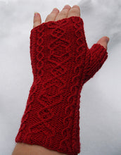 TWISTED LOVE MITTS KIT by Kelli Slack