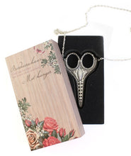 NECKLACE EMBROIDERY SCISSORS