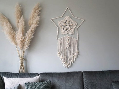 DURABLE YARN - FREE PATTERN - WALL FULL OF STARS